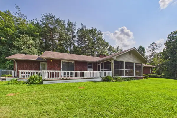 68 Clay Drive, Manchester, KY 40962