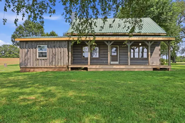 2590 Peacock Road, Paris, KY 40361