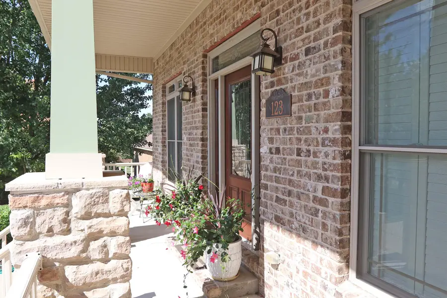 123 Kingston Drive, Georgetown, KY 40324 - #3