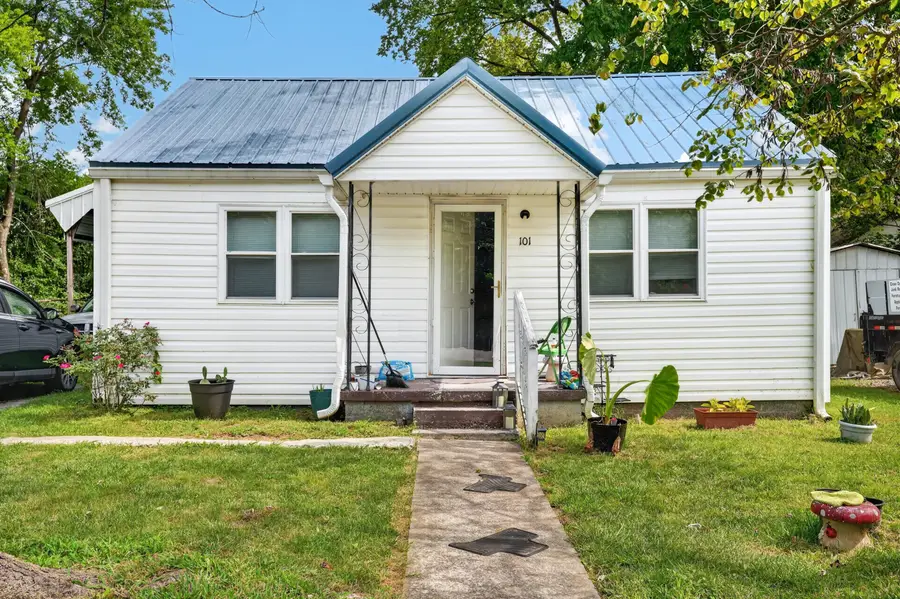 101 Legion Circle, Hopkinsville, KY 42240 - #3