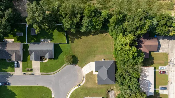 1826 S Doran Road, Murray, KY 42071