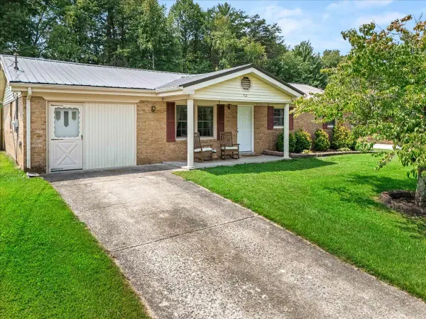 732 Oaklawn Circle, Corbin, KY 40701