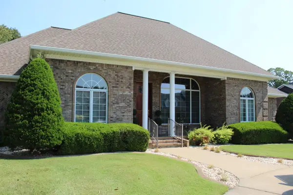 6455 Gardenview Drive, Paducah, KY 42001