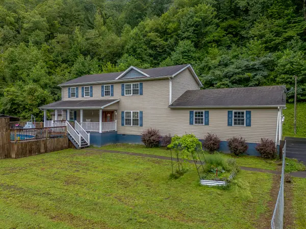 3780 River Front Road, Lovely, KY 41231