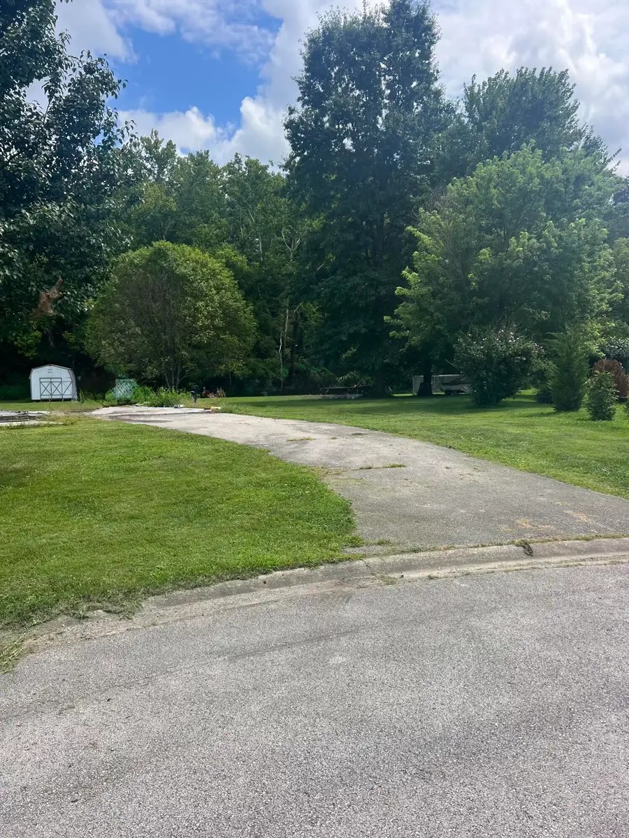 112 Dillon Court, Berea, KY 40403 - #2