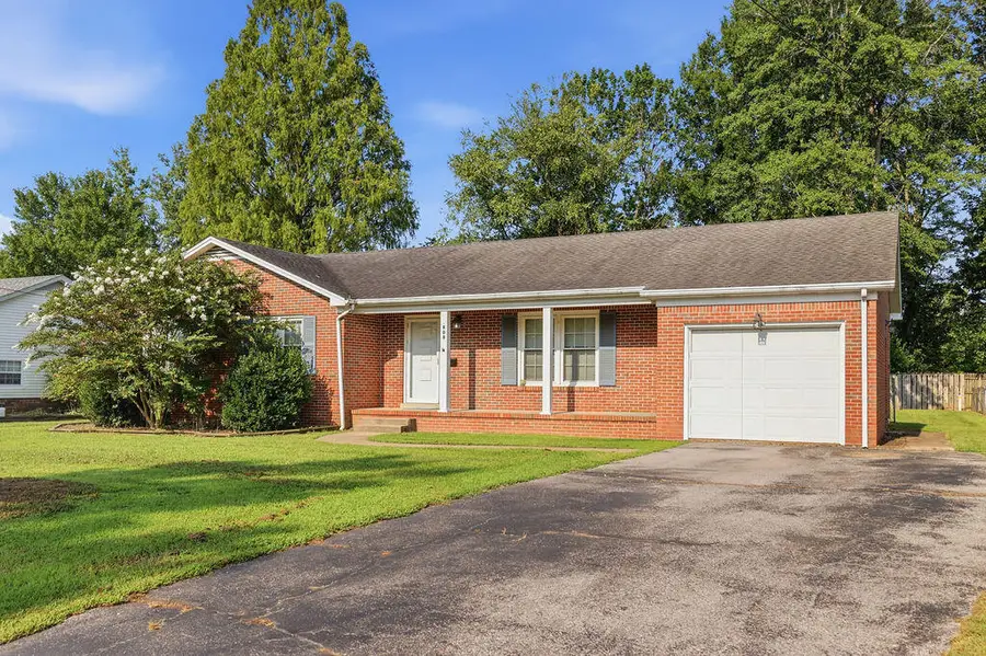 808 Broad Street, Murray, KY 42071 - #2