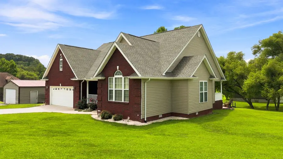 66 Birch Creek Ln Lane, East Bernstadt, KY 40729 - #3