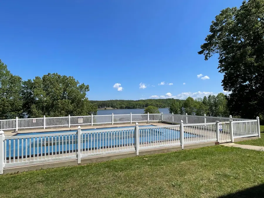 88 88 Deer Lake Ln Lane #Unit 2, Murray, KY 42071 - #3