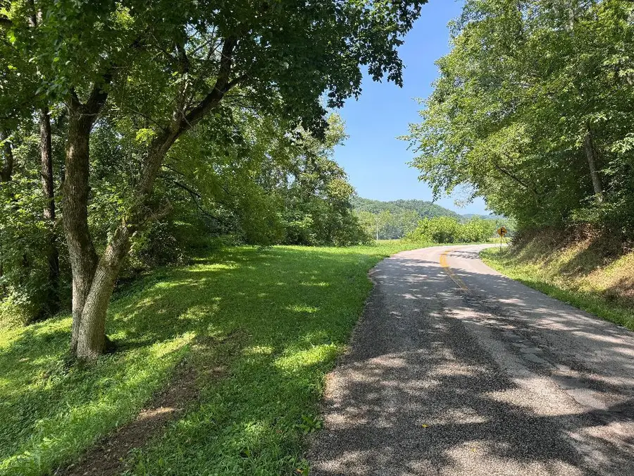 4283 Little South Road, Gravel Switch, KY 40328 - #2