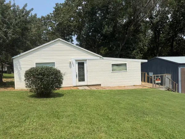 5886 U.s. 62, Calvert City, KY 42029