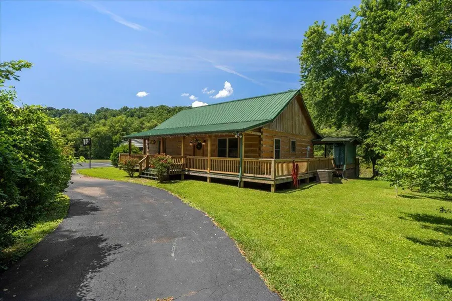 1184 S Fork Road, Beattyville, KY 41311 - #2