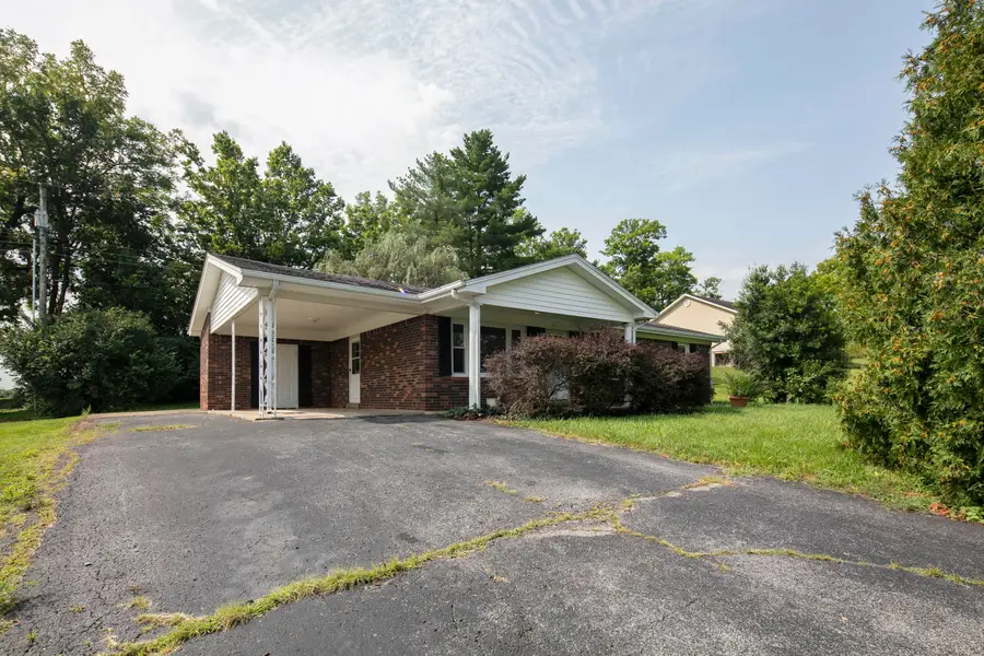 321 Lee Drive, Stanford, KY 40484 - #2