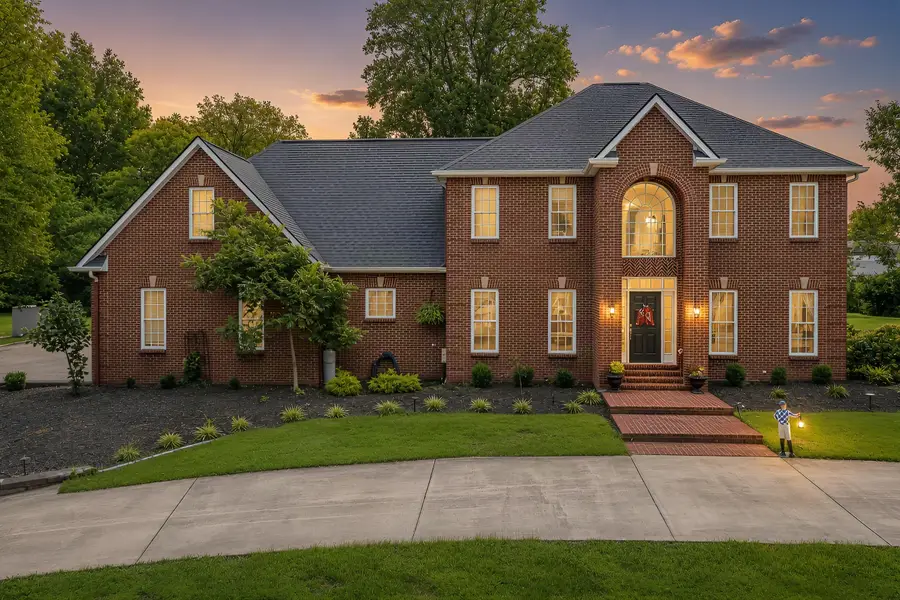 170 E Main Street, Paris, KY 40361 - #3