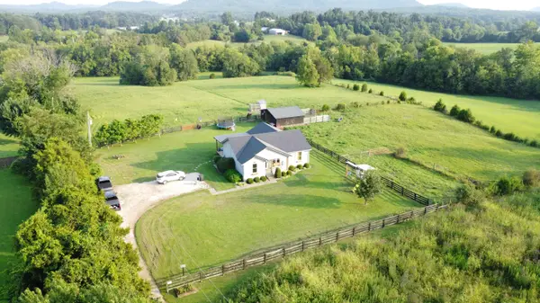 7121 Camargo Levee Road, Jeffersonville, KY 40337