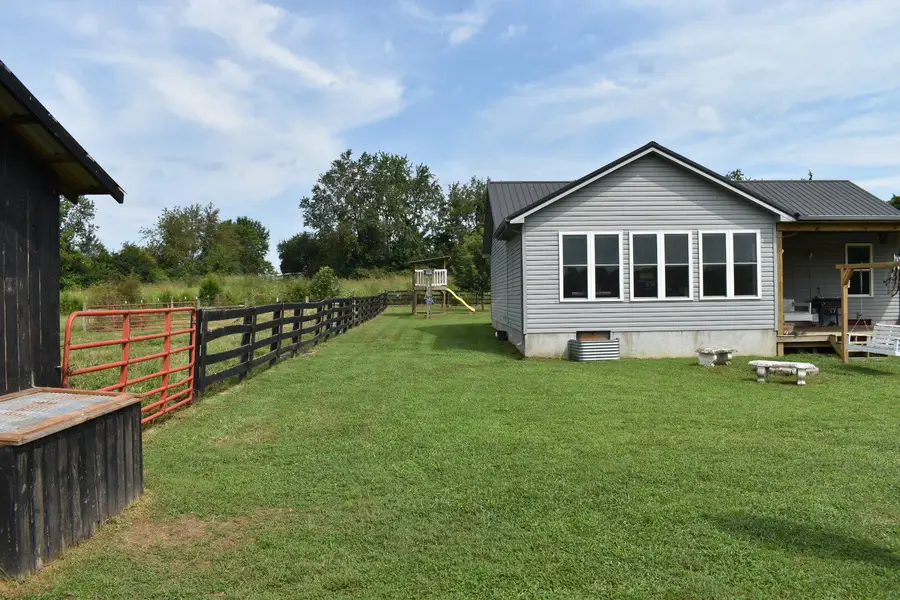 7121 Camargo Levee Road, Jeffersonville, KY 40337 - #3