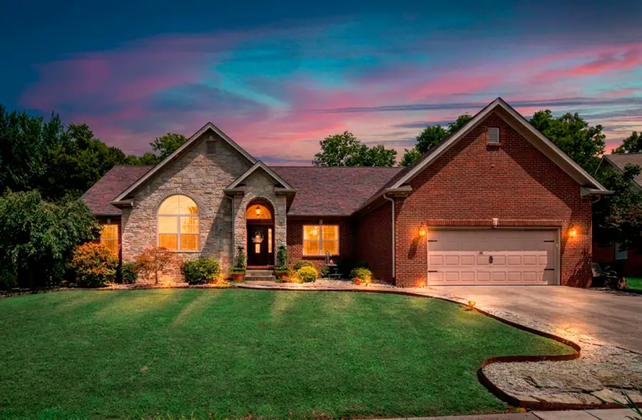4040 Greentree Road, Versailles, KY 40383 - #2