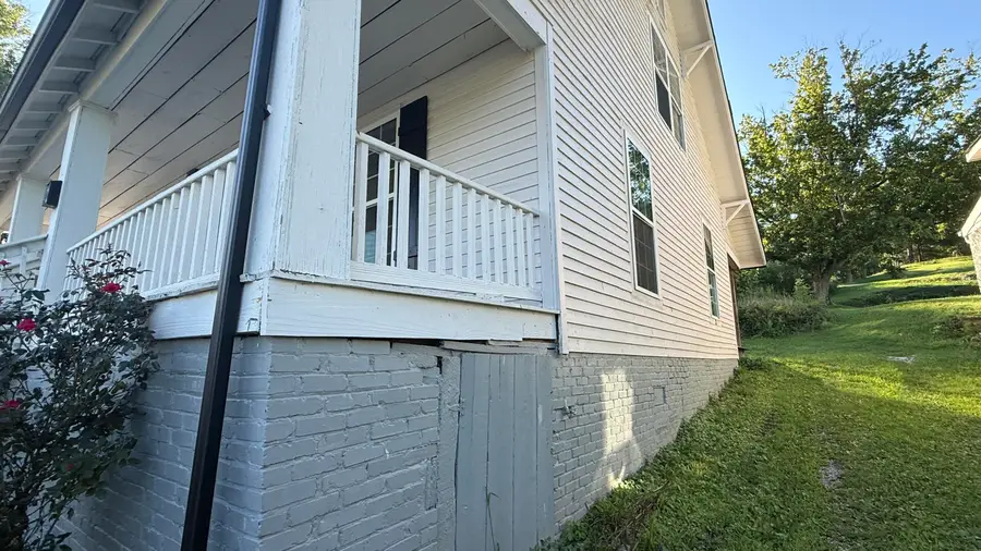 423 4th Street, Ravenna, KY 40472 - #3
