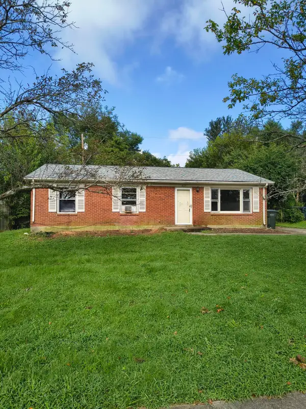 605 Elk Lake Drive, Lexington, KY 40517