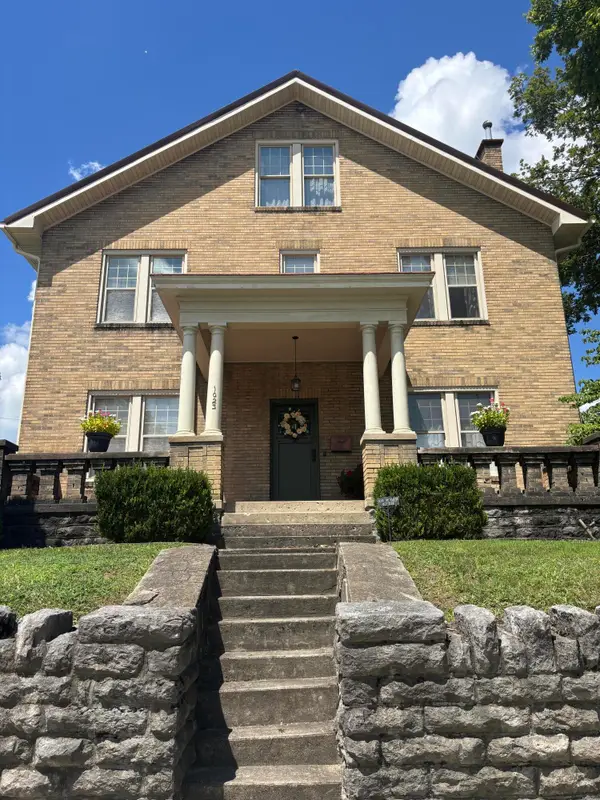 1023 High Street, Paris, KY 40361