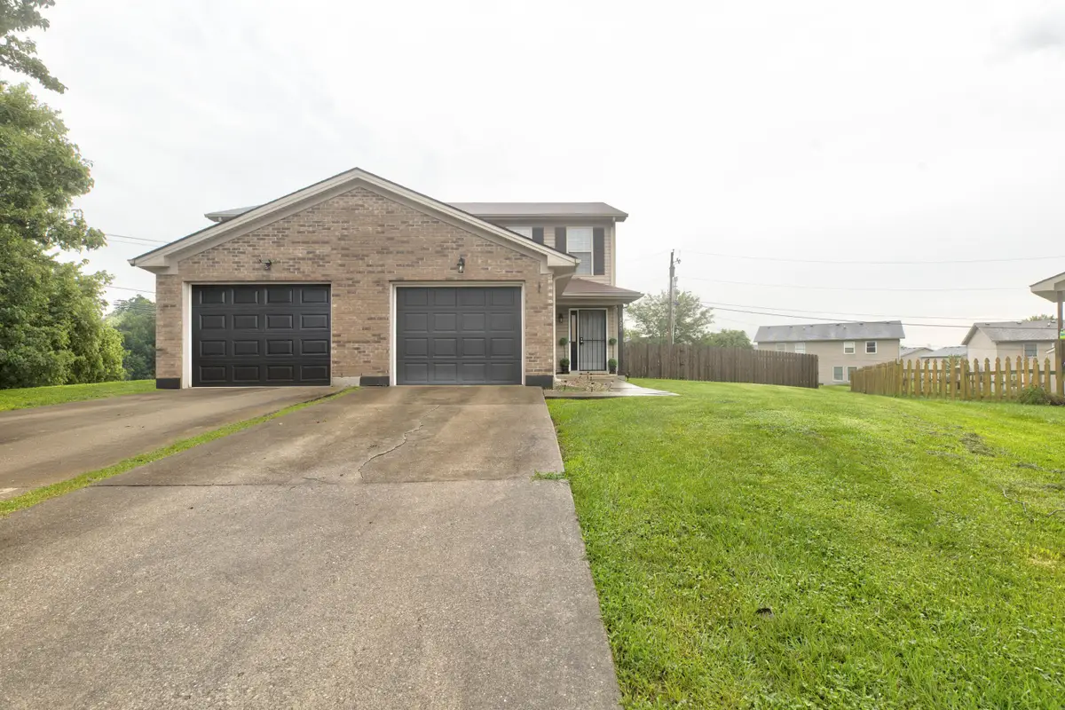 325 Essex Court, Winchester, KY 40391 - #1
