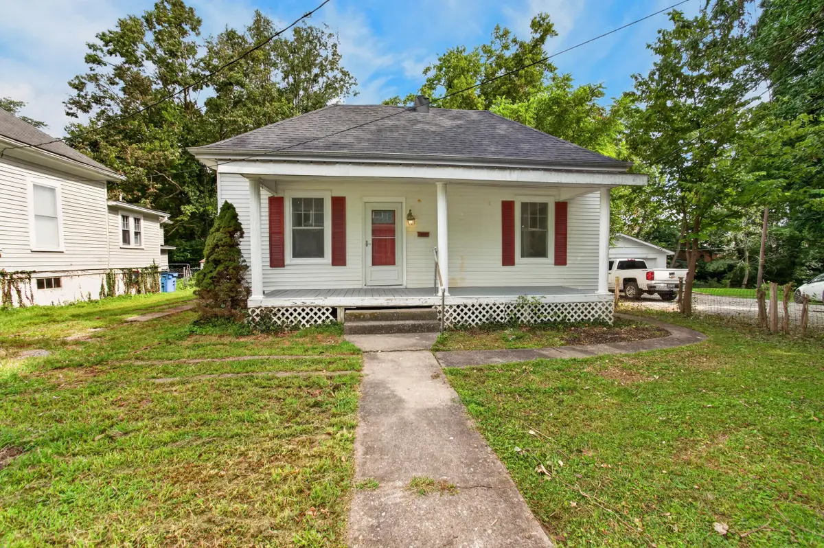 537 Adams Street, Danville, KY 40422 - #1