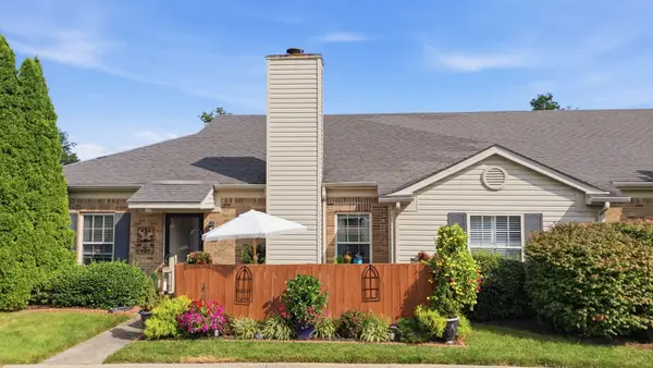 577 Goldon Trophy Trail, Lexington, KY 40514