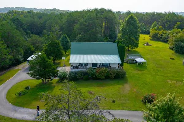 4300 White Oak Road, London, KY 40741