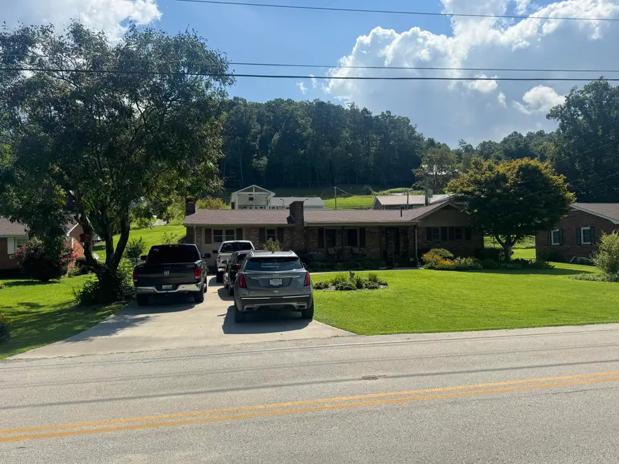 748 Lakeside Drive, Jackson, KY 41339 - #3