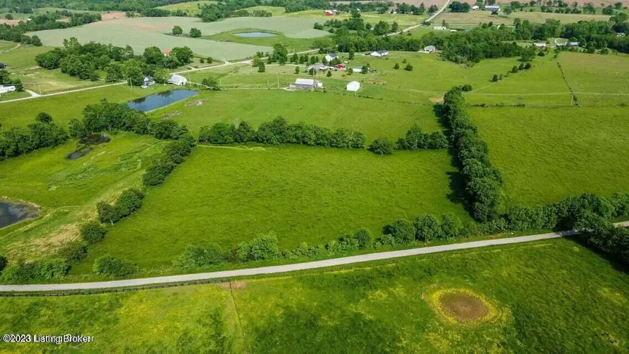 4 Bohannon Road, Pleasureville, KY 40057 - #2