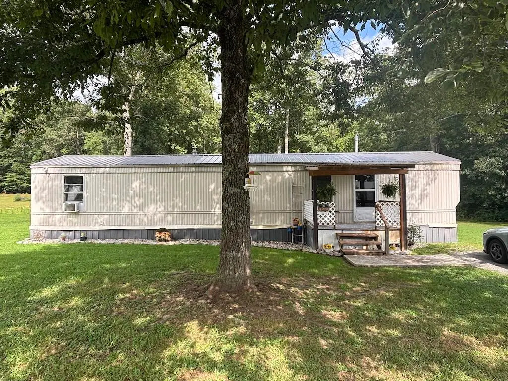 271 Geneva Drive, Russell Springs, KY 42642 - #1