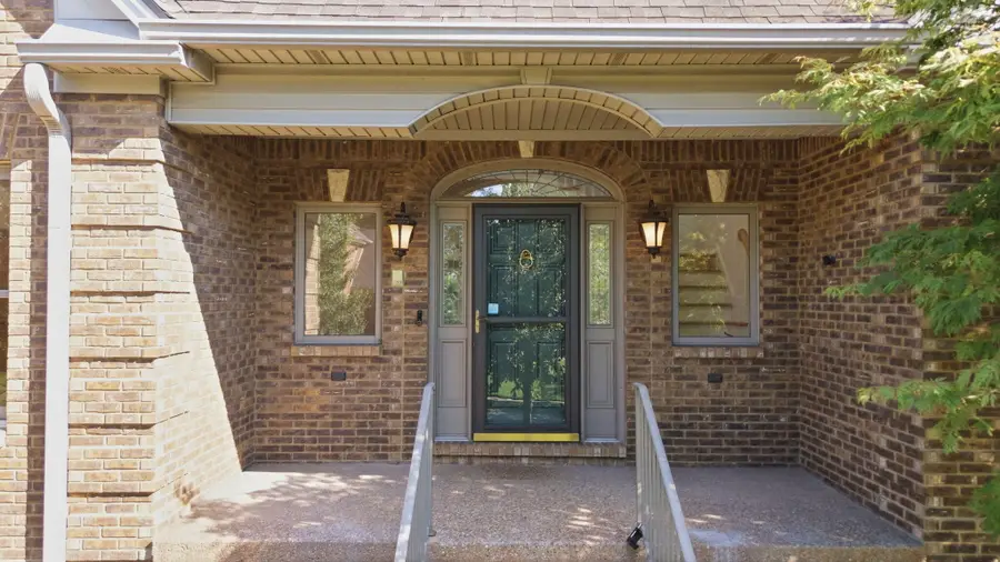 4044 Peppertree Drive, Lexington, KY 40513 - #3