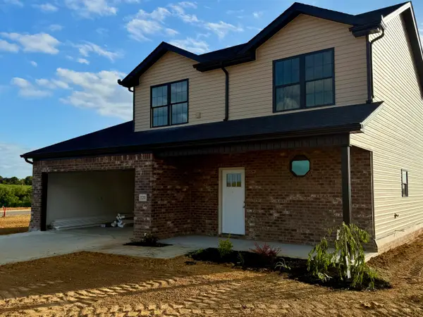 220 Stillwater Drive, Berea, KY 40403