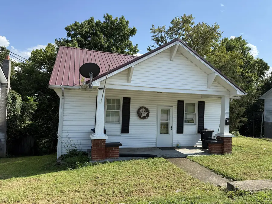 709 Cline Street, Frankfort, KY 40601 - #2