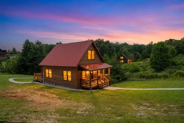 2001 Glencarin Road, Rogers, KY 41365