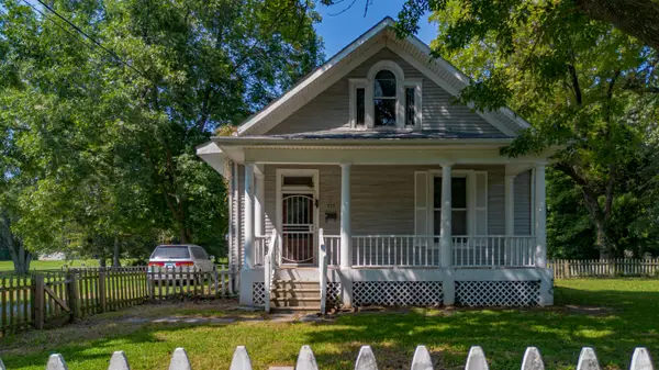825 S 28th Street, Paducah, KY 42003