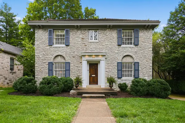 222 Kingsway Drive, Lexington, KY 40502
