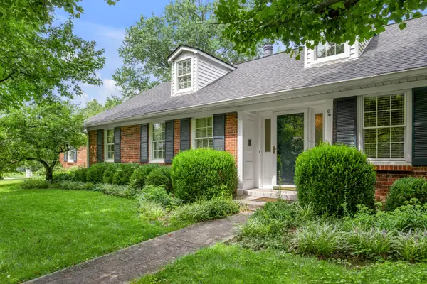 2153 Island Drive, Lexington, KY 40502
