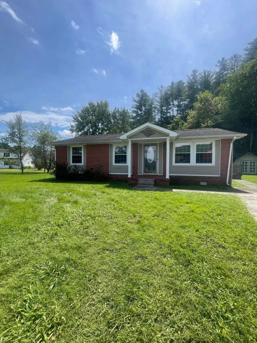 32 Carlton Court, Barbourville, KY 40906 - #2