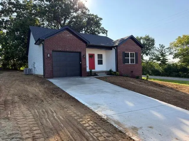 101 Oak Avenue #- MLBG, Millersburg, KY 40348 - #3