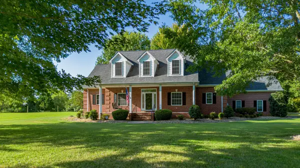 100 Fair Chase Drive, Paducah, KY 42001