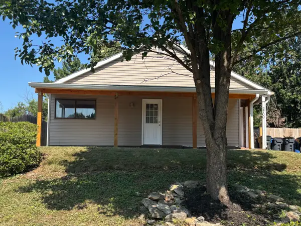 2700 Whitwood Place, Lexington, KY 40509