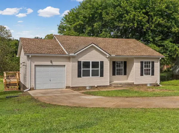 318 Ashley Street, Oak Grove, KY 42262