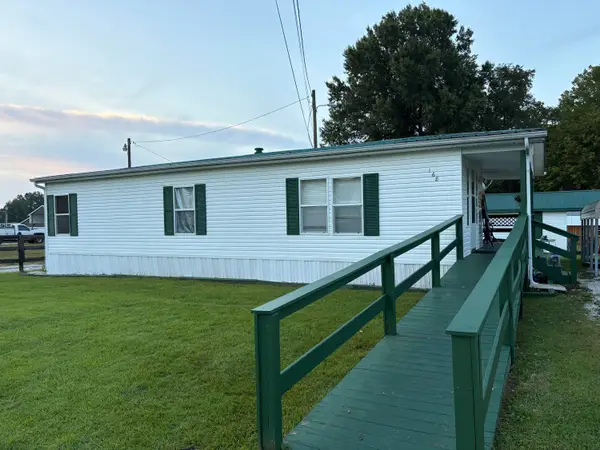 168 W Church Street, Stanton, KY 40380