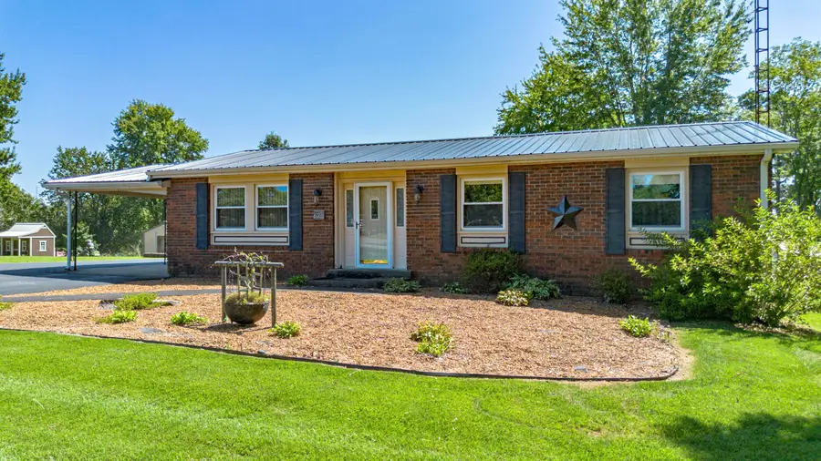 628 W Elm Street, Marion, KY 42064 - #2