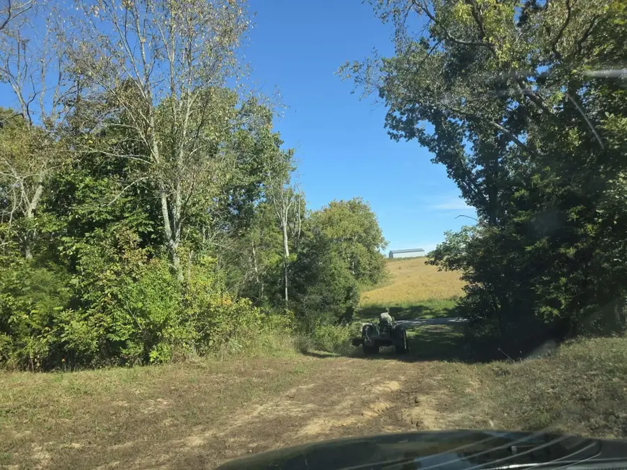 1011 Hammonds Creek Road, Lawrenceburg, KY 40342 - #3