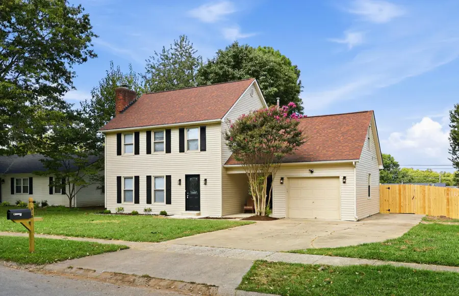 510 Sheffield Drive, Versailles, KY 40383 - #2