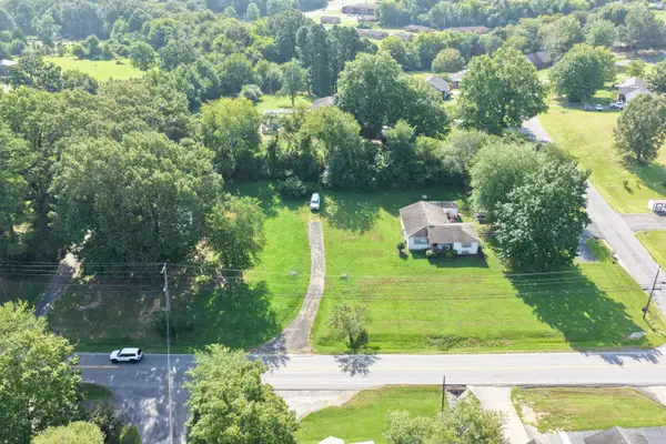 00 Mayfield Hwy Highway, Benton, KY 42025