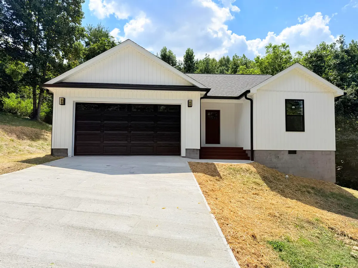 40 Sandstone Drive, Mount Vernon, KY 40456 - #1