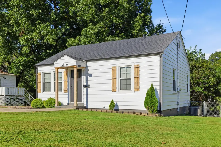 316 S 10th Street, Murray, KY 42071 - #2