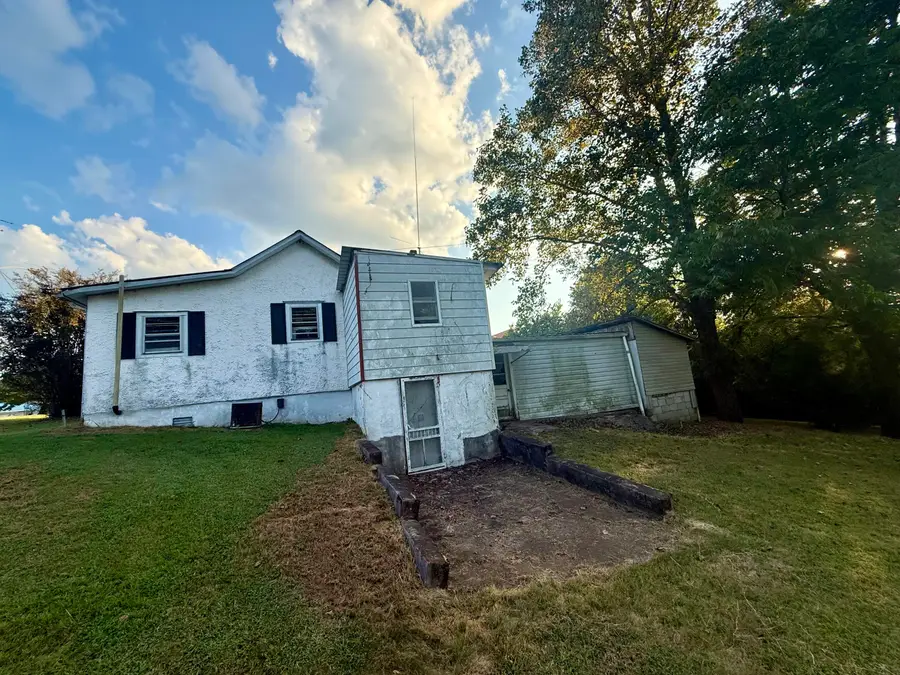 318 Crutchfield Street, Science Hill, KY 42553 - #3